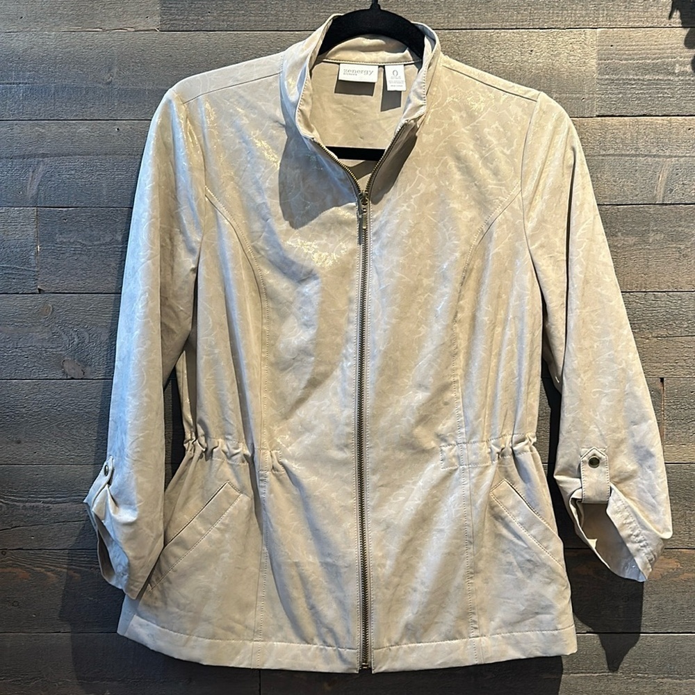 Zenergy by Chico’s beige size adjustable cuff lightweight jacket
